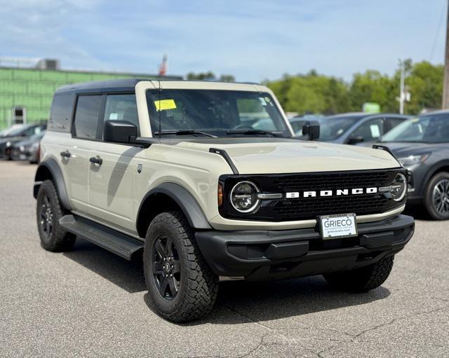new 2025 Ford Bronco car, priced at $49,435
