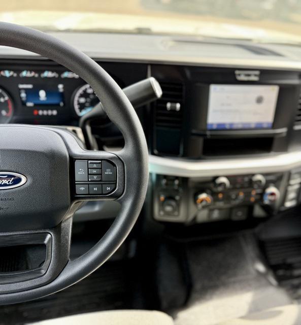 new 2025 Ford F-350 car, priced at $65,000