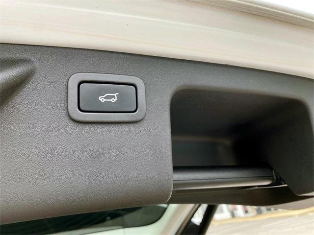used 2015 Land Rover Discovery Sport car, priced at $10,600