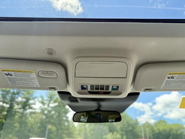 new 2025 Ford Explorer car, priced at $49,255