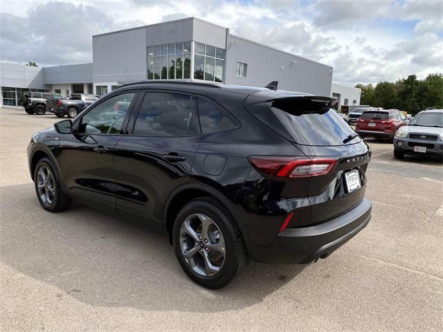 used 2025 Ford Escape car, priced at $30,000