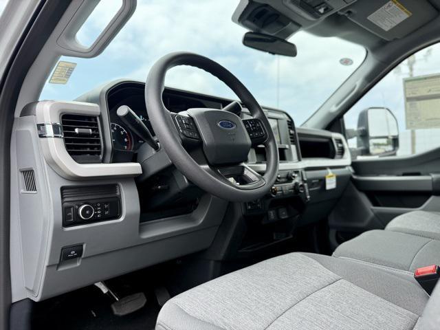 new 2025 Ford F-250 car, priced at $62,000
