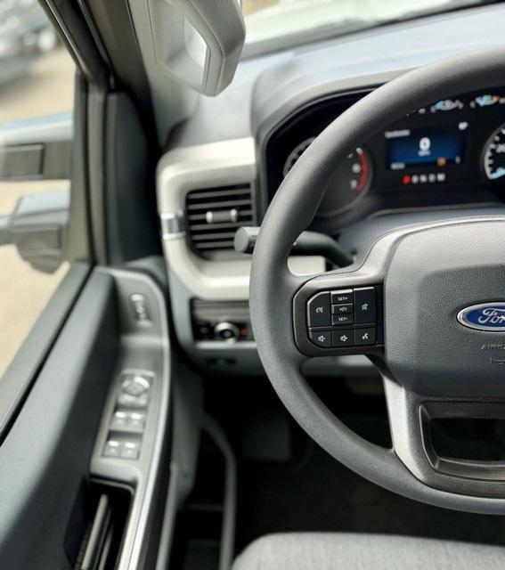 new 2025 Ford F-250 car, priced at $62,000