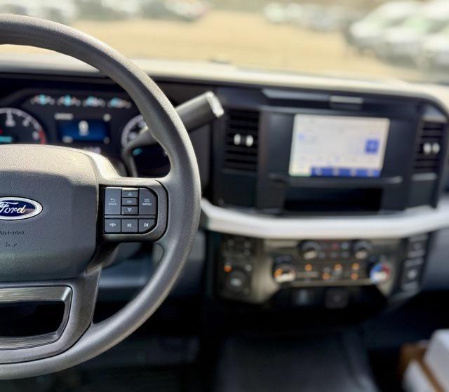new 2025 Ford F-350 car, priced at $60,575