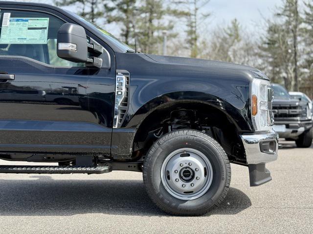 new 2025 Ford F-350 car, priced at $60,575