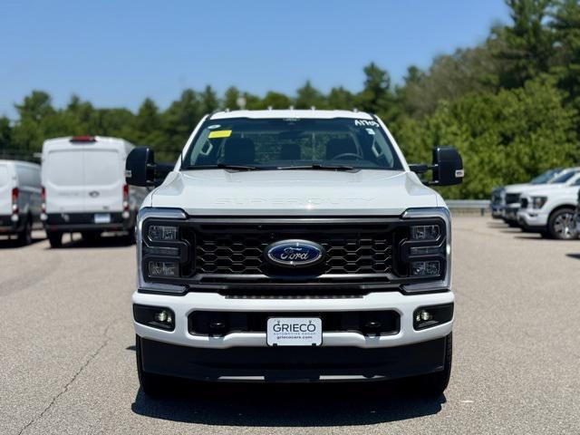 new 2025 Ford F-350 car, priced at $57,500