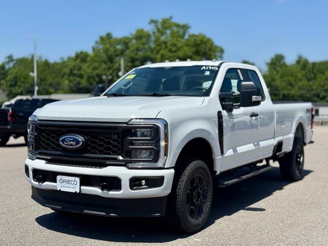 new 2025 Ford F-350 car, priced at $57,500