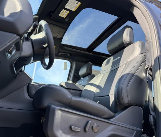 new 2025 Ford Expedition car, priced at $81,015