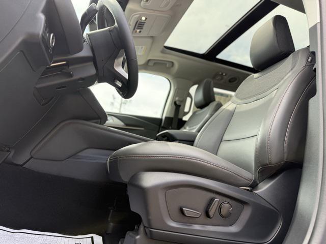 new 2025 Ford Explorer car, priced at $49,435