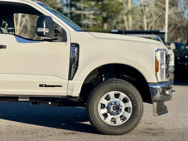 new 2024 Ford F-350 car, priced at $65,430