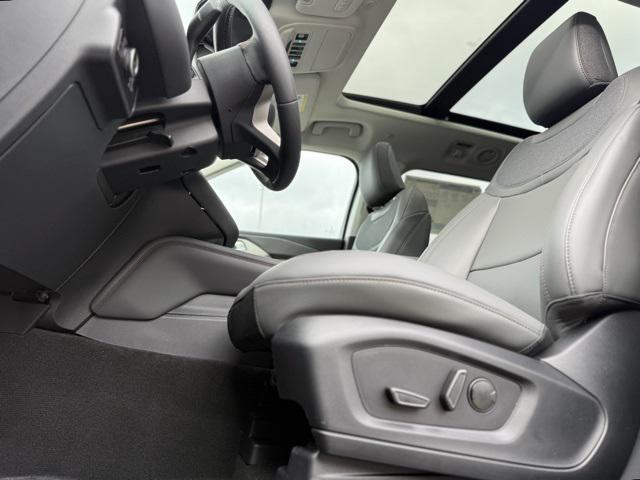 new 2025 Ford Explorer car, priced at $49,255