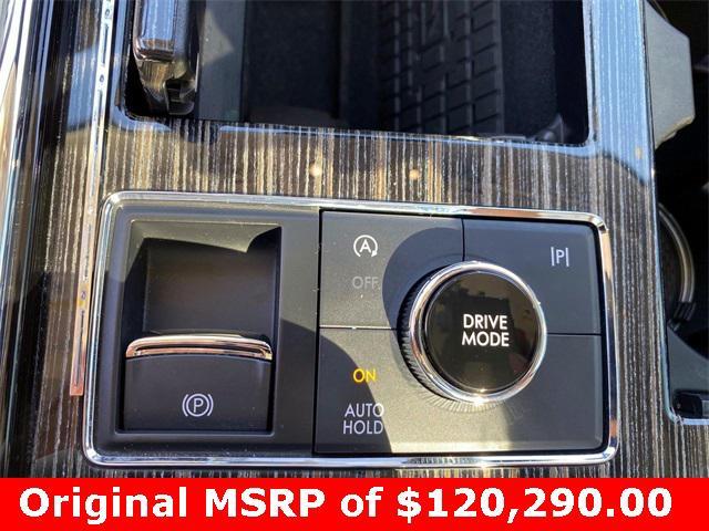 used 2024 Lincoln Navigator car, priced at $88,000