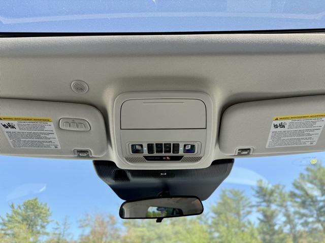 new 2025 Ford Explorer car, priced at $47,258