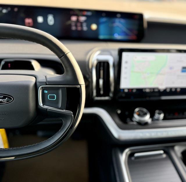 new 2025 Ford Expedition Max car, priced at $85,010