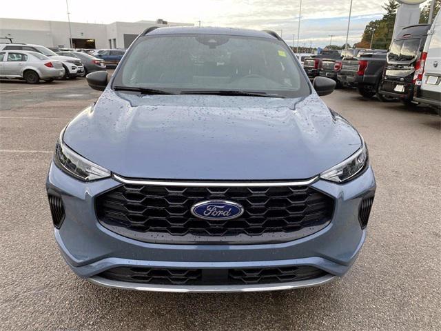 used 2024 Ford Escape car, priced at $22,900
