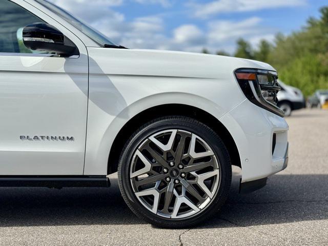 new 2025 Ford Expedition car, priced at $86,500