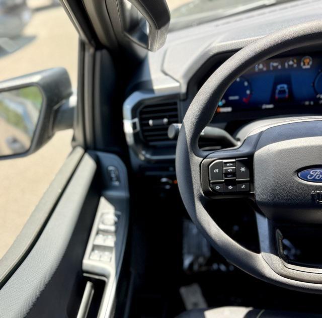 new 2025 Ford F-150 car, priced at $51,760