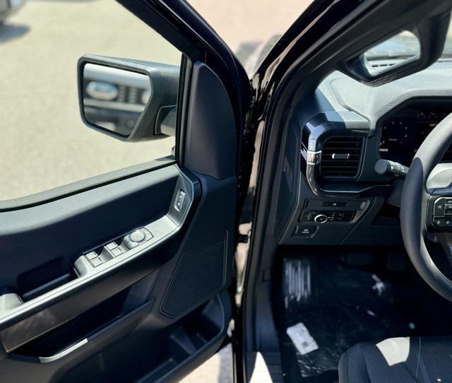 new 2025 Ford F-150 car, priced at $51,760