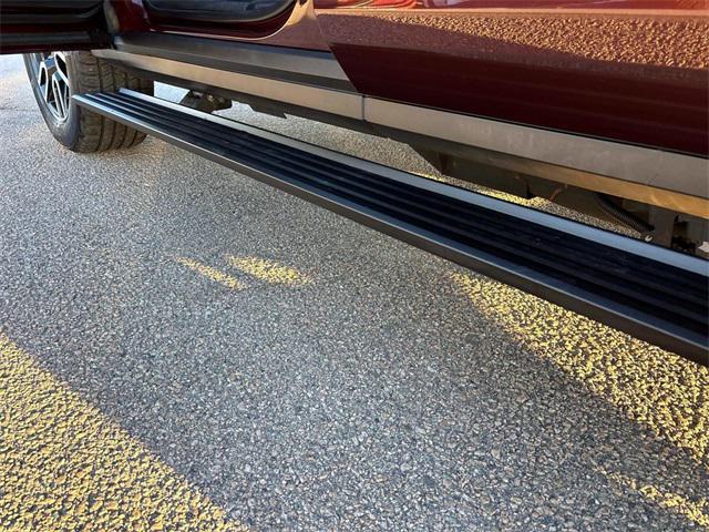 used 2022 GMC Yukon XL car, priced at $43,500