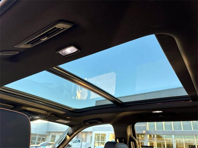 used 2022 GMC Yukon XL car, priced at $43,500
