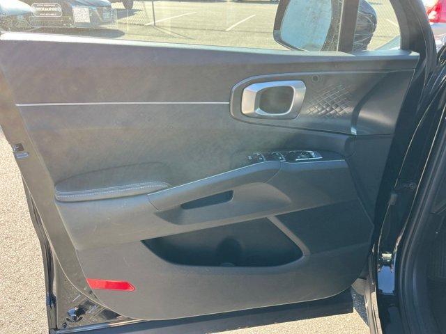 used 2024 Kia Sorento car, priced at $24,895