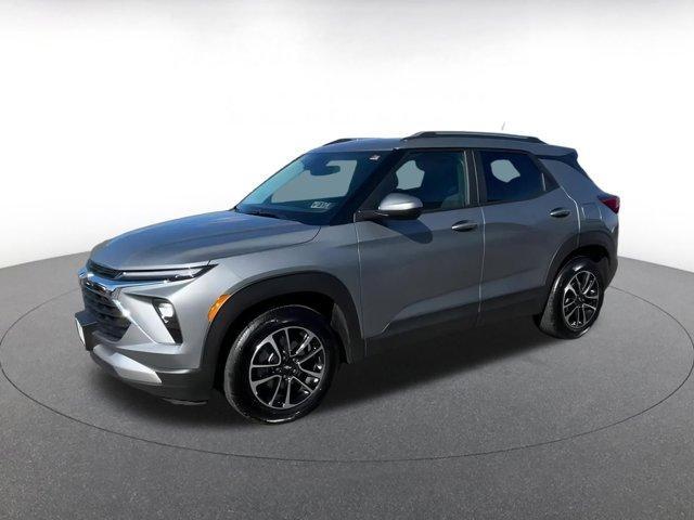 used 2025 Chevrolet TrailBlazer car, priced at $23,062