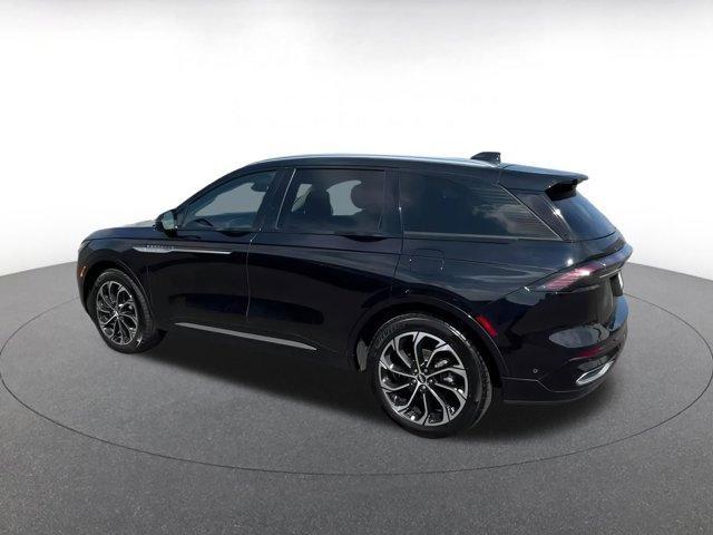 used 2024 Lincoln Nautilus car, priced at $49,444