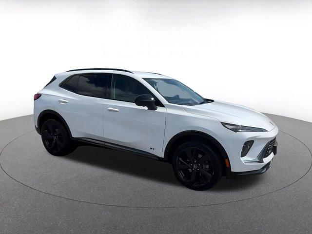 used 2024 Buick Envision car, priced at $28,460