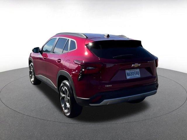 used 2025 Chevrolet Trax car, priced at $20,380