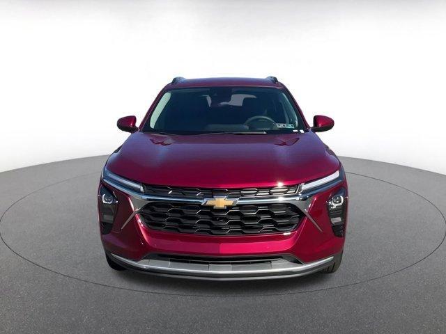 used 2025 Chevrolet Trax car, priced at $20,380