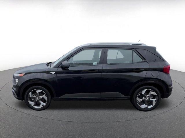 used 2025 Hyundai Venue car, priced at $18,423