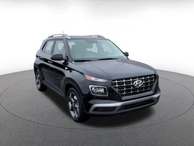 used 2025 Hyundai Venue car, priced at $18,423