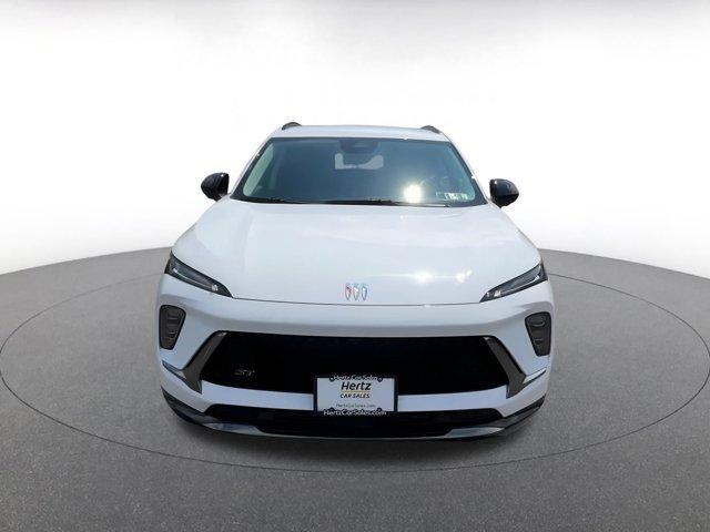 used 2024 Buick Envision car, priced at $28,222