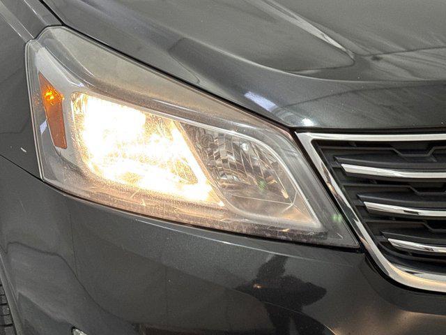 used 2014 Chevrolet Traverse car, priced at $9,950