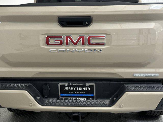 new 2024 GMC Canyon car, priced at $42,086