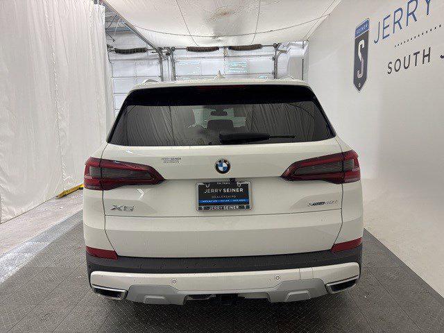 used 2021 BMW X5 car, priced at $39,900