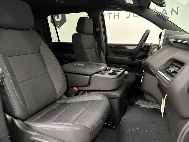 new 2024 GMC Yukon XL car, priced at $69,995