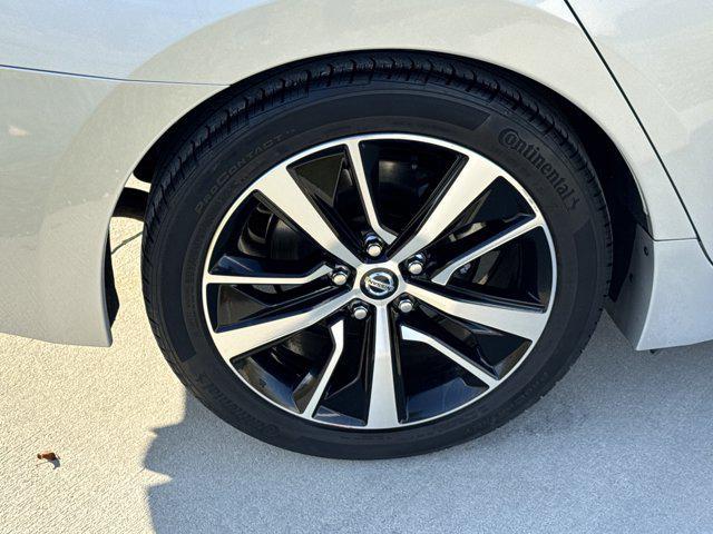 used 2022 Nissan Maxima car, priced at $19,900