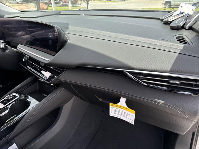 used 2025 Buick Envision car, priced at $35,950