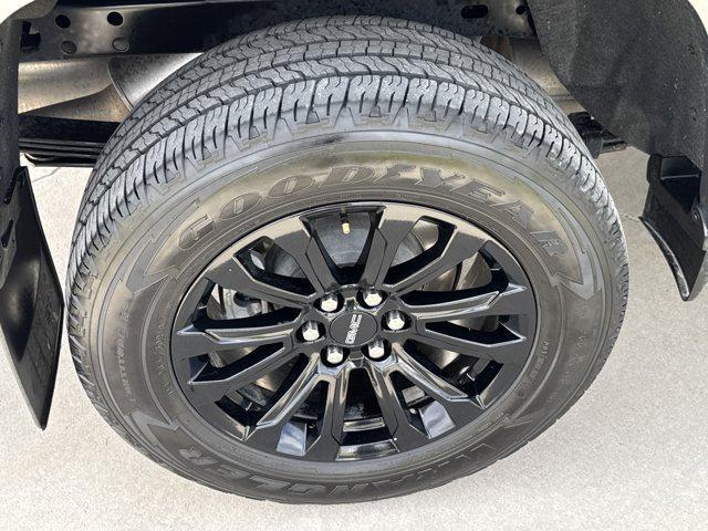 used 2022 GMC Canyon car, priced at $33,999