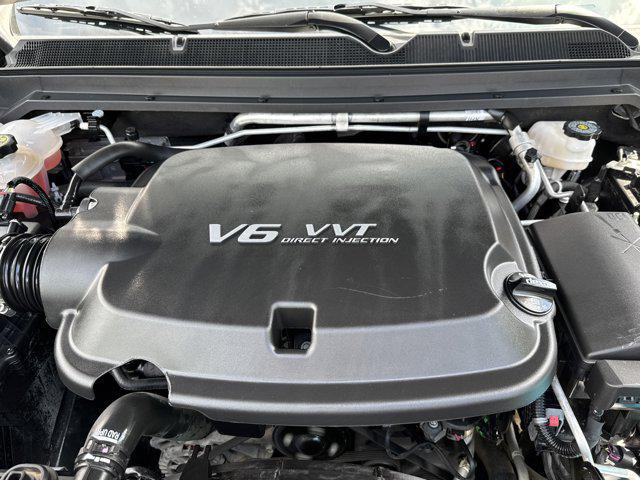 used 2022 GMC Canyon car, priced at $33,999