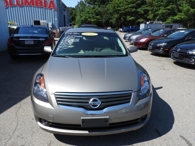 used 2007 Nissan Altima car, priced at $11,500