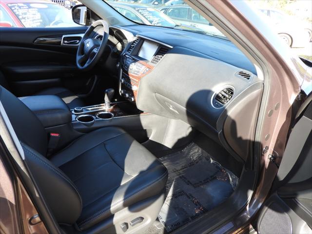 used 2015 Nissan Pathfinder car, priced at $11,900