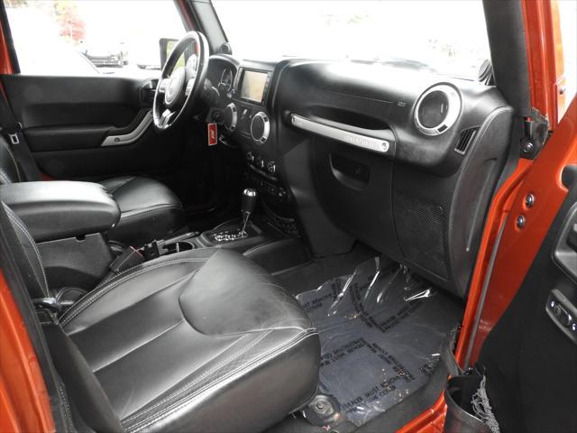 used 2014 Jeep Wrangler Unlimited car, priced at $15,900