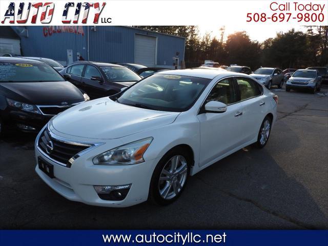 used 2014 Nissan Altima car, priced at $12,500