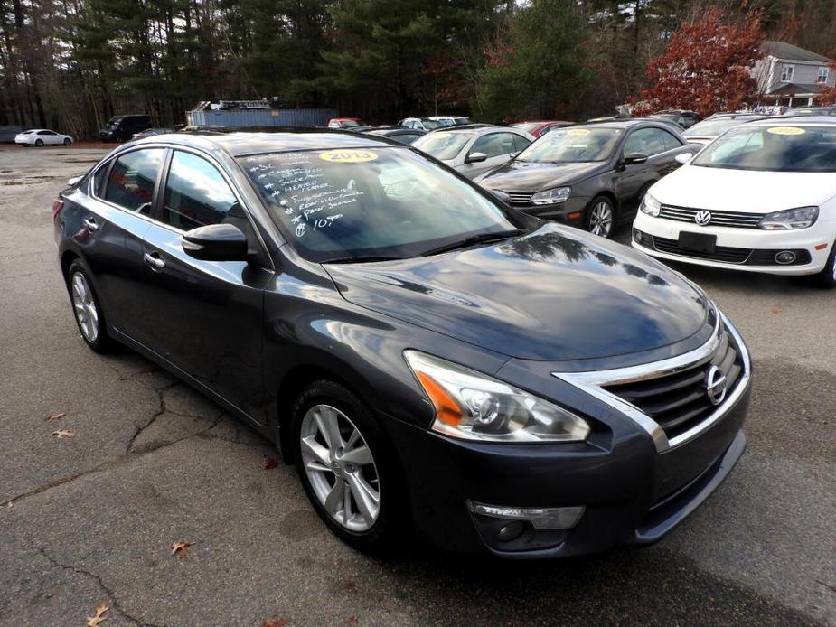 used 2013 Nissan Altima car, priced at $9,900
