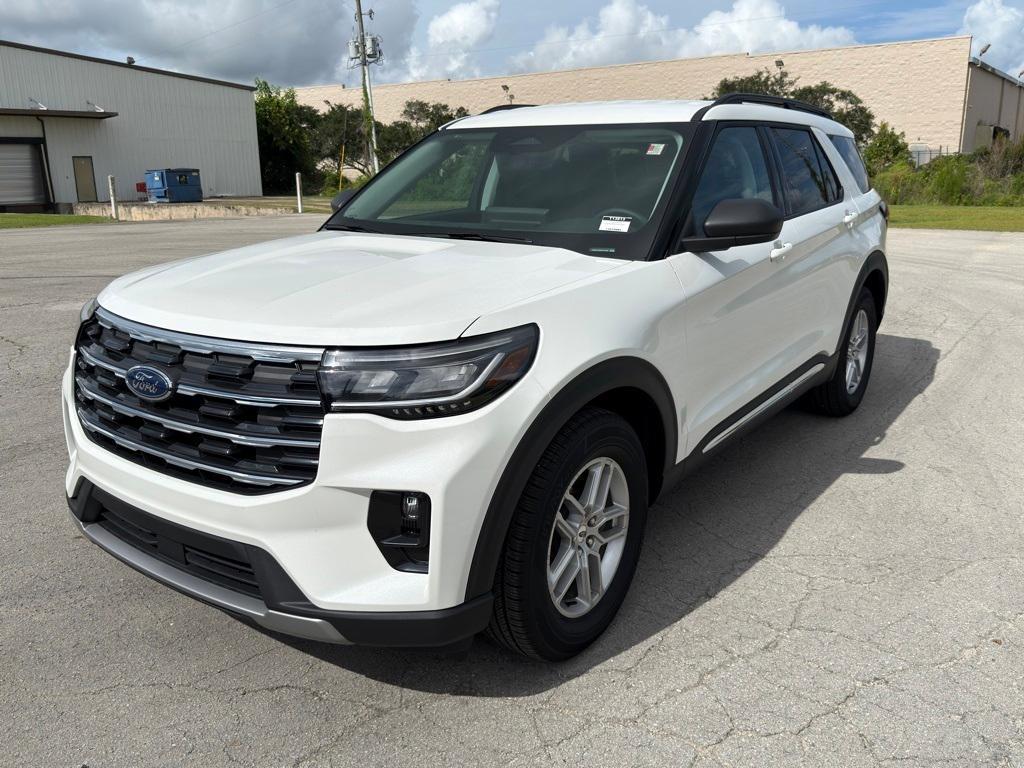 new 2025 Ford Explorer car, priced at $44,005