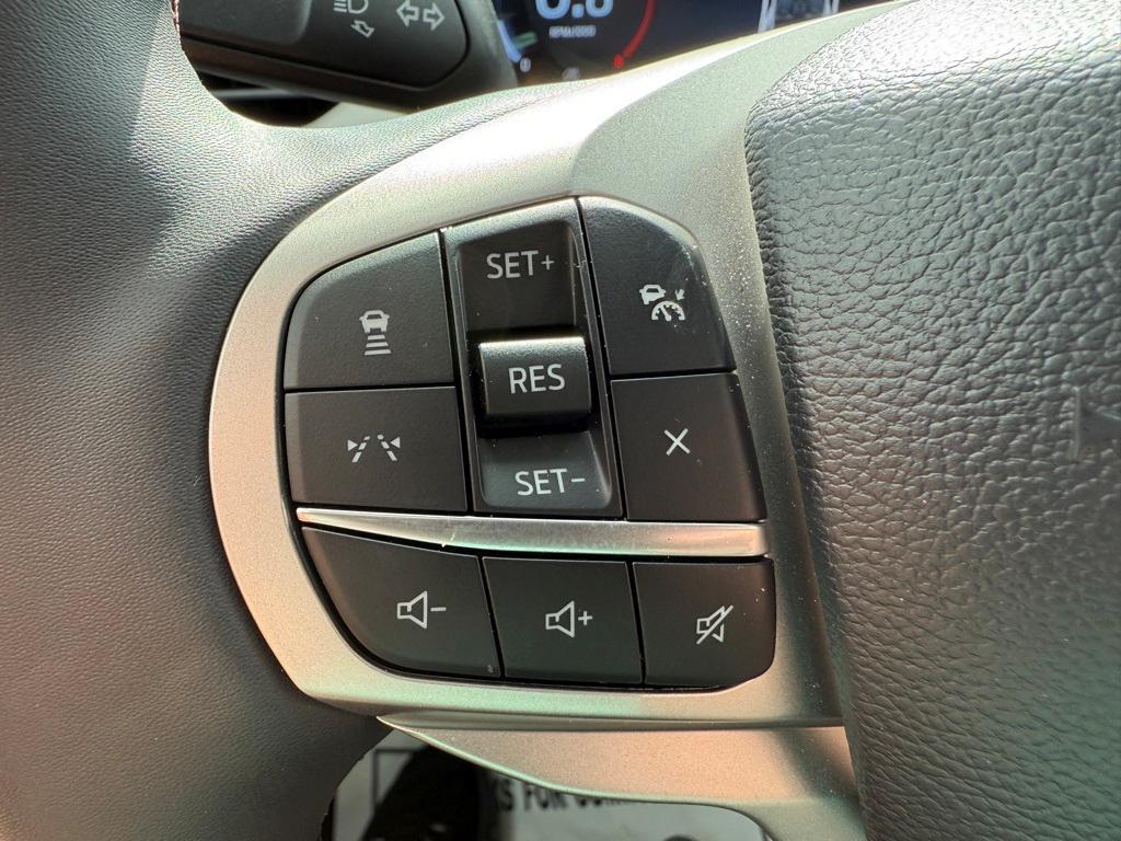new 2025 Ford Explorer car, priced at $44,005