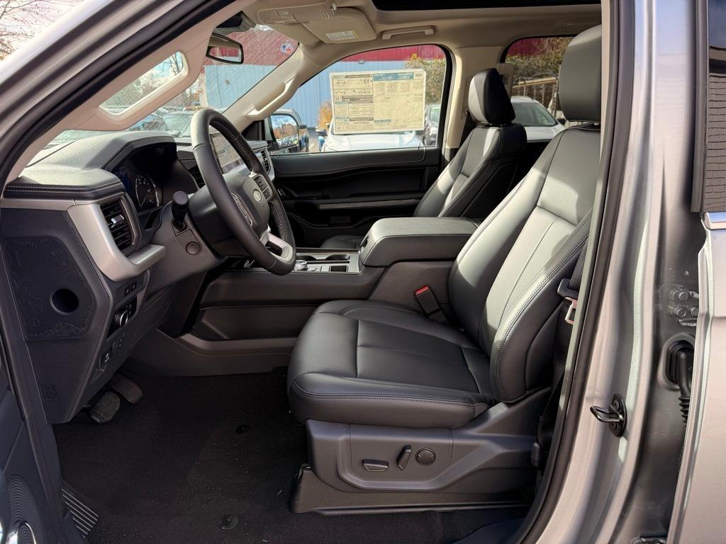 new 2024 Ford Expedition car, priced at $63,455