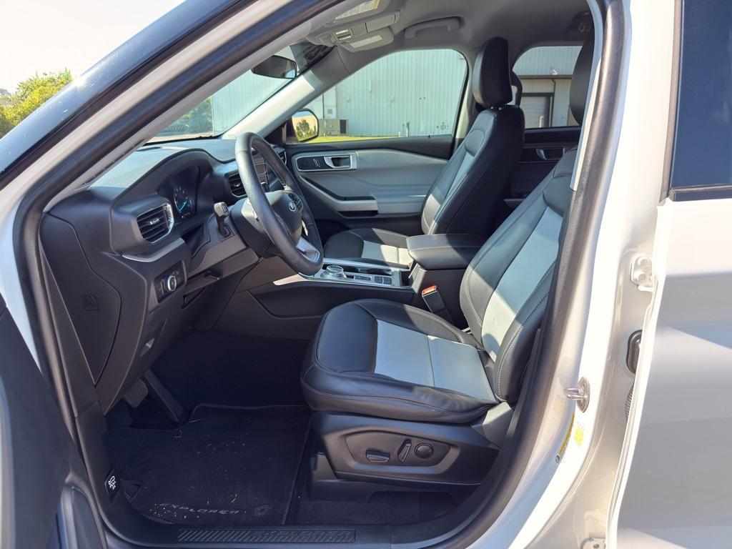 used 2023 Ford Explorer car, priced at $33,737